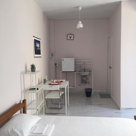Lysandros Apartments In Athens, Near The Metro ภายนอก รูปภาพ